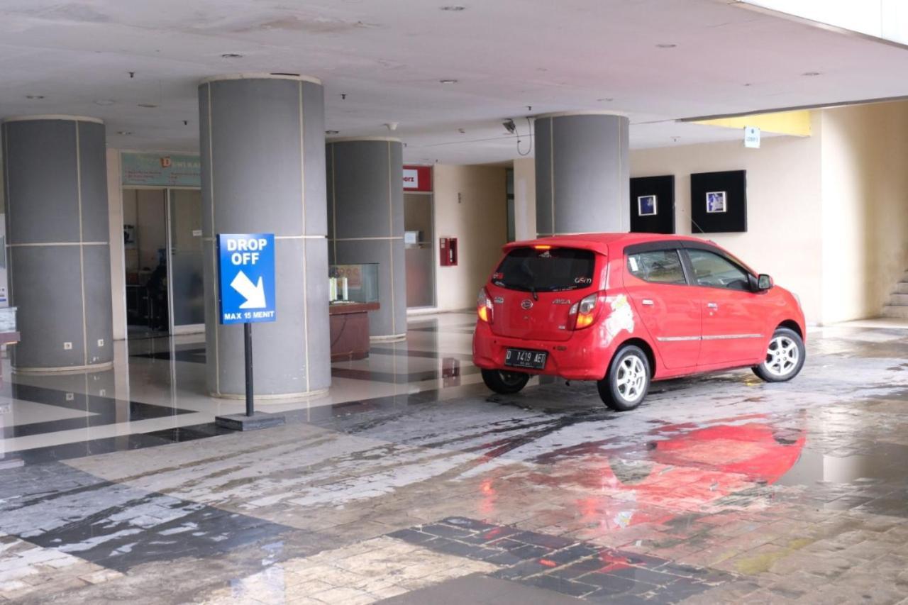 The Suites Metro By Faris Property Μπαντούνγκ Εξωτερικό φωτογραφία